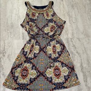 Multicolor print a-line dress with neck detail